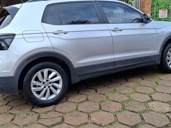 VOLKSWAGEN T-CROSS 1.0 200 TSI TOTAL FLEX SENSE AUTOMÁTICO